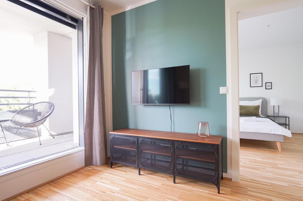 Green Garden Apartment W/.Balcony Near Thermal Spa Βιέννη Εξωτερικό φωτογραφία